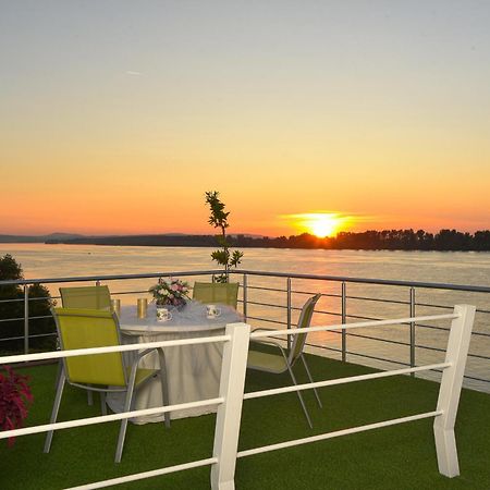 Apartments Villa Graf Σμεντέρεβο Εξωτερικό φωτογραφία