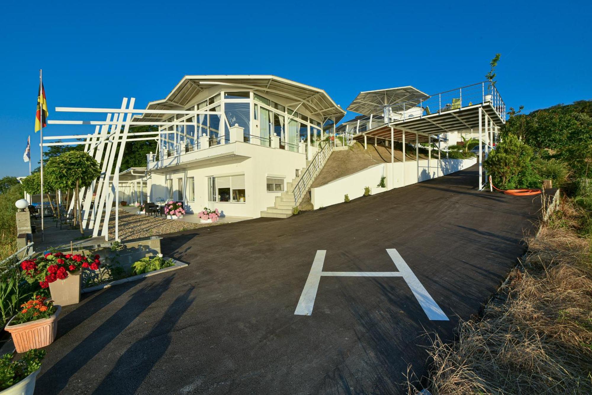 Apartments Villa Graf Σμεντέρεβο Εξωτερικό φωτογραφία