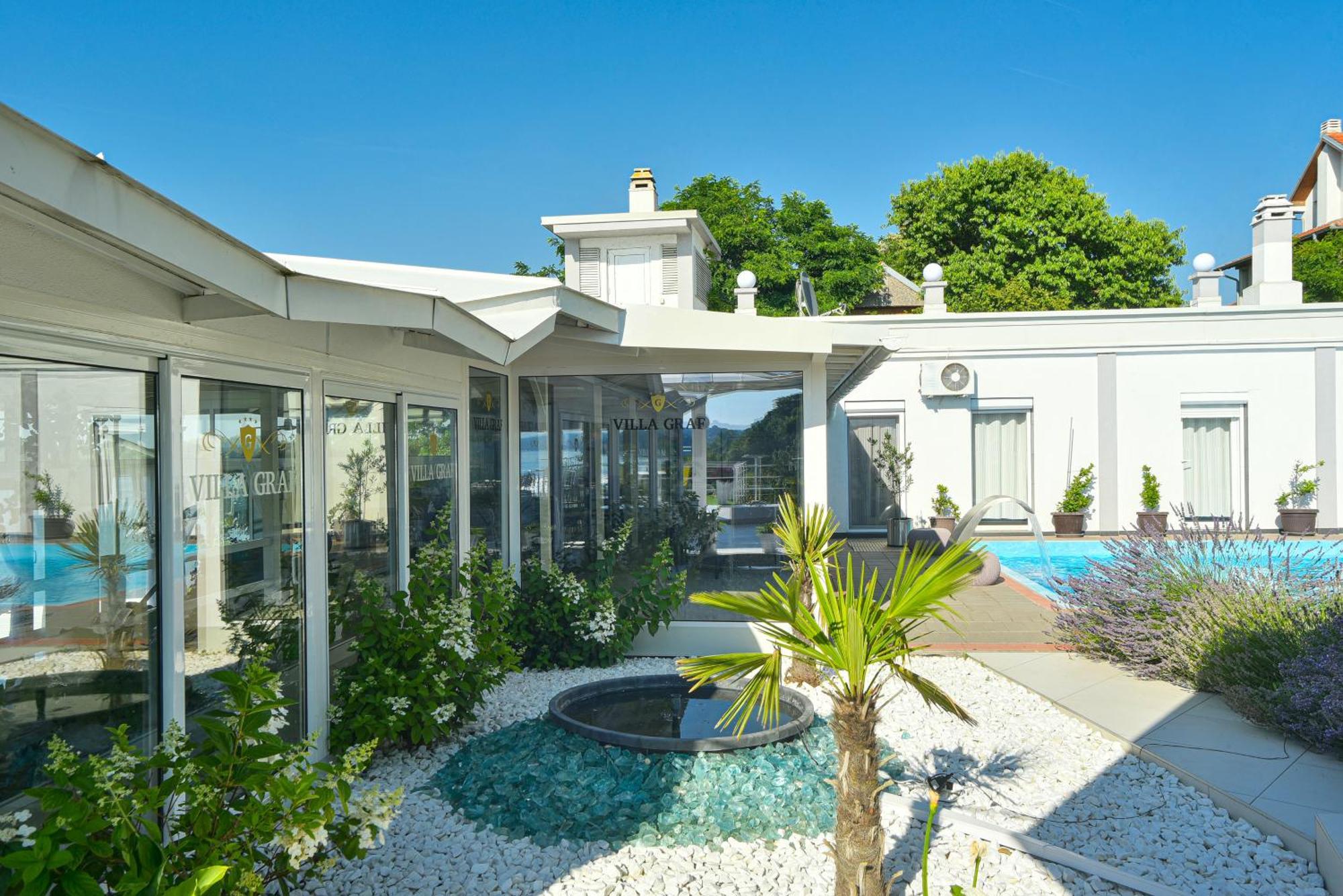 Apartments Villa Graf Σμεντέρεβο Εξωτερικό φωτογραφία