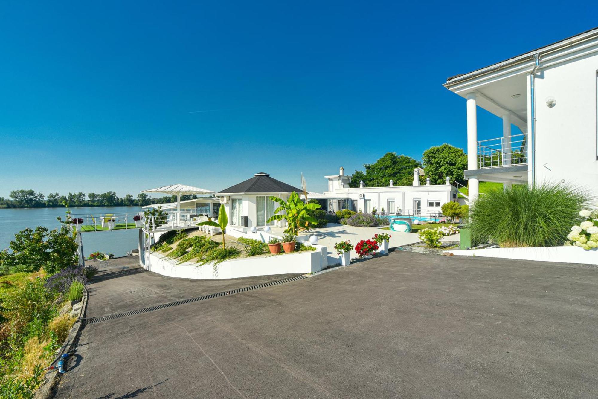 Apartments Villa Graf Σμεντέρεβο Εξωτερικό φωτογραφία