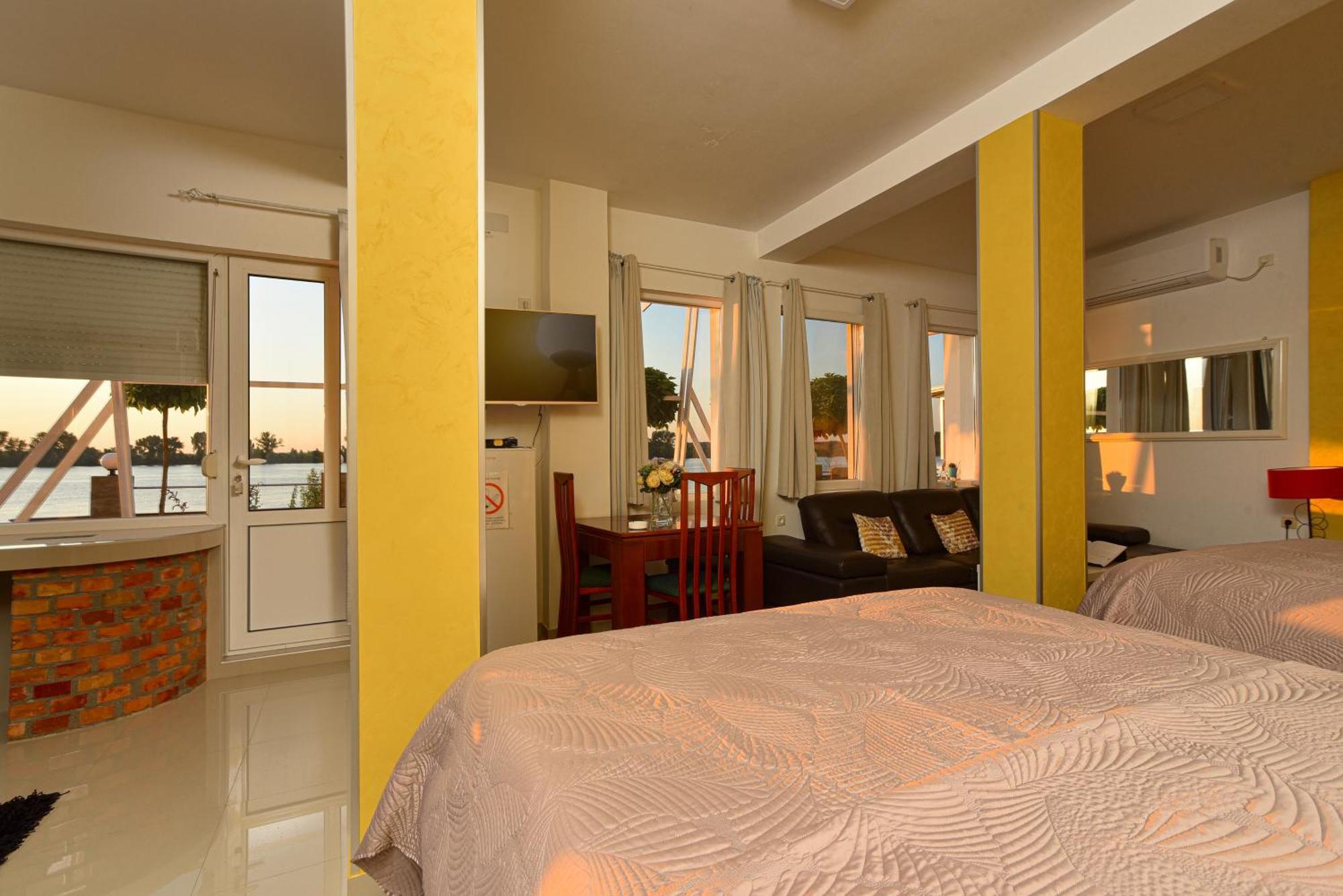 Apartments Villa Graf Σμεντέρεβο Εξωτερικό φωτογραφία